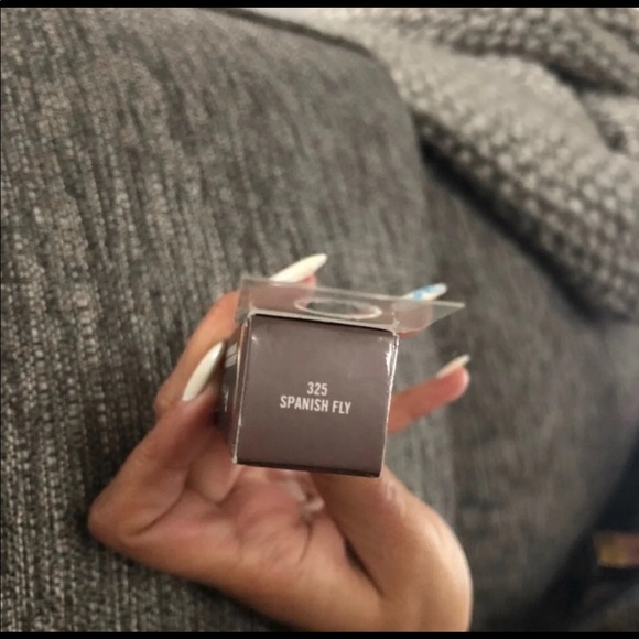 NIB 🌟 MAC Frost Lipstick in Shade “Spanish Fly - Picture 7 of 8